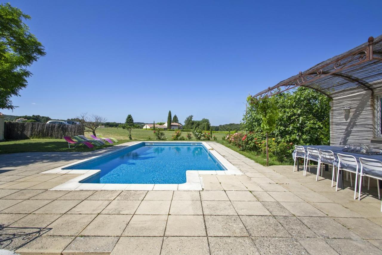 Villa Charmante A La Tour-D'Aigues Avec Piscine Privee エクステリア 写真